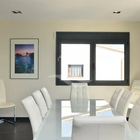 La Vista Villa *